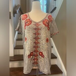 Johnny Was embroidered grey tee.